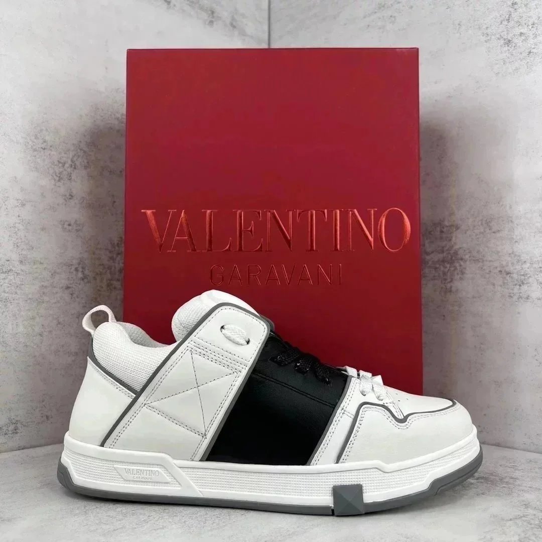 Valentino Garavani Open Skate Panelled Sneakers
