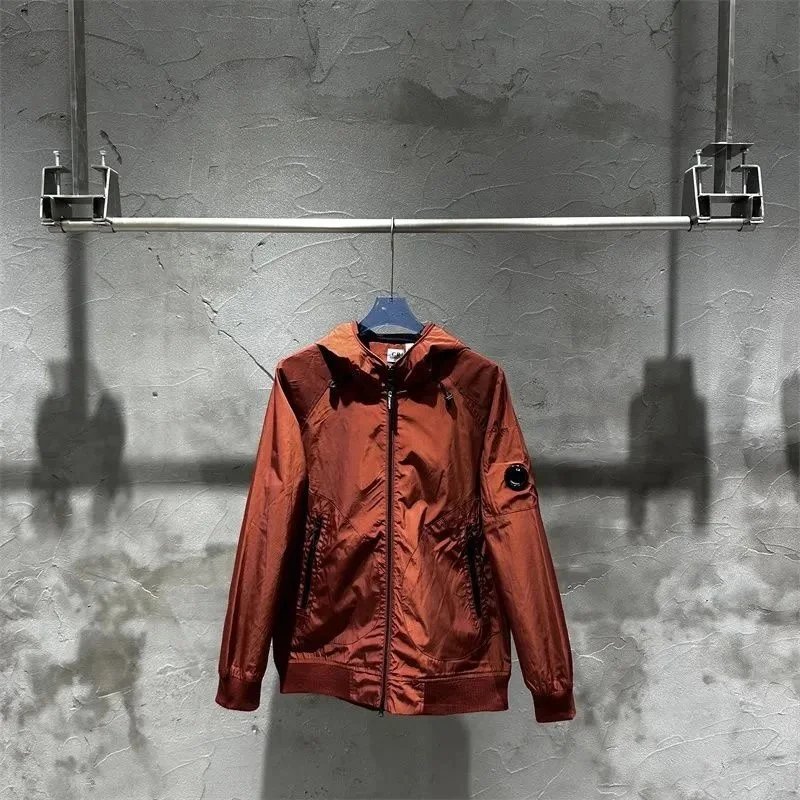 Men's Nike Windrunner Jacket in Rust Red