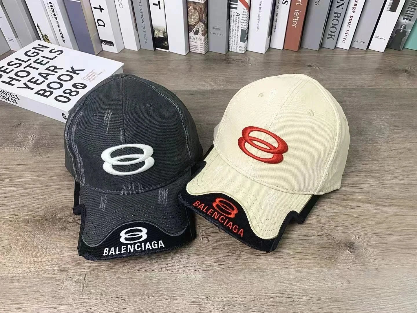 Balenciaga Logo Embroidered Baseball Cap for Men and Women