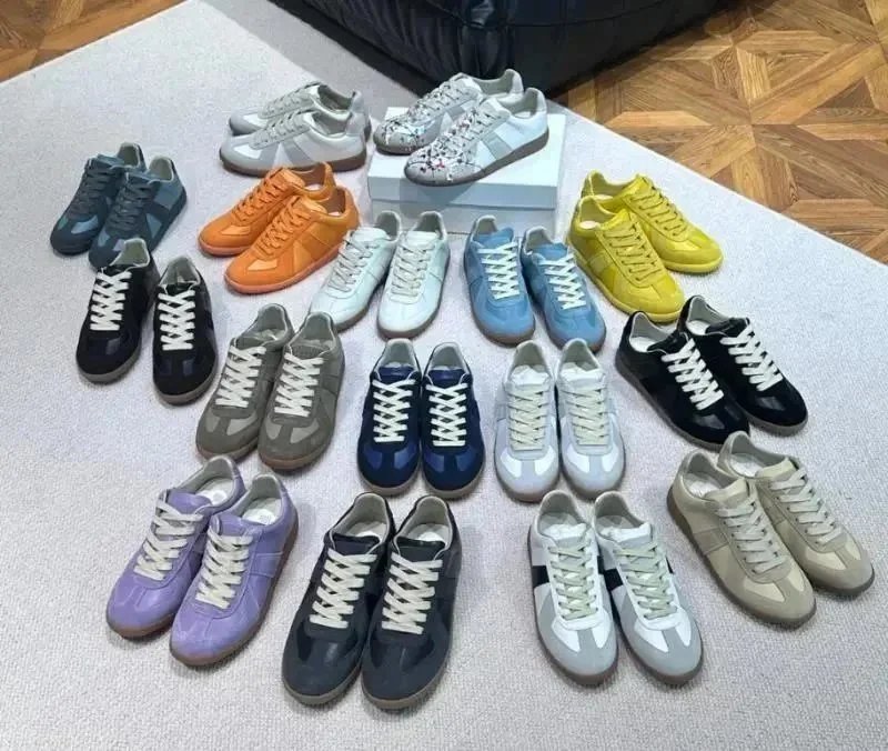 Maison Margiela Replica Sneakers in Multiple Colors