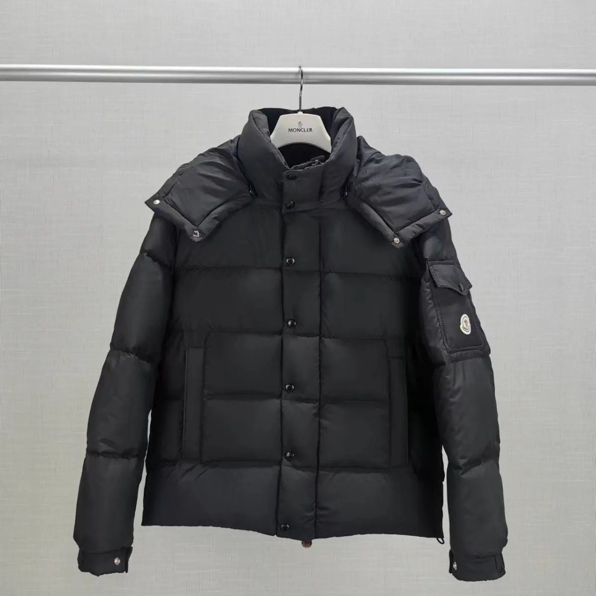 Moncler Black Down Jacket for Men Women Winter Warm Coat