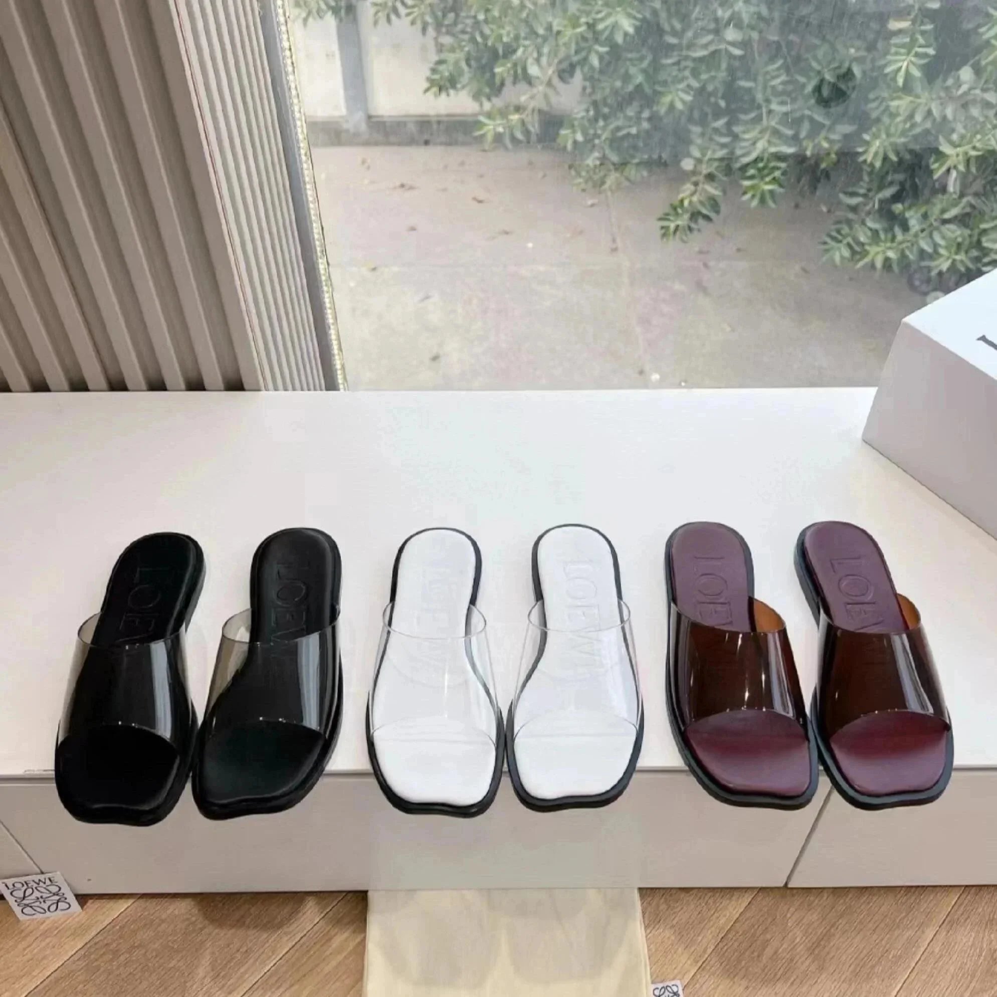 LOEWE Transparent Slide Sandals Women Fashion Flat Mules