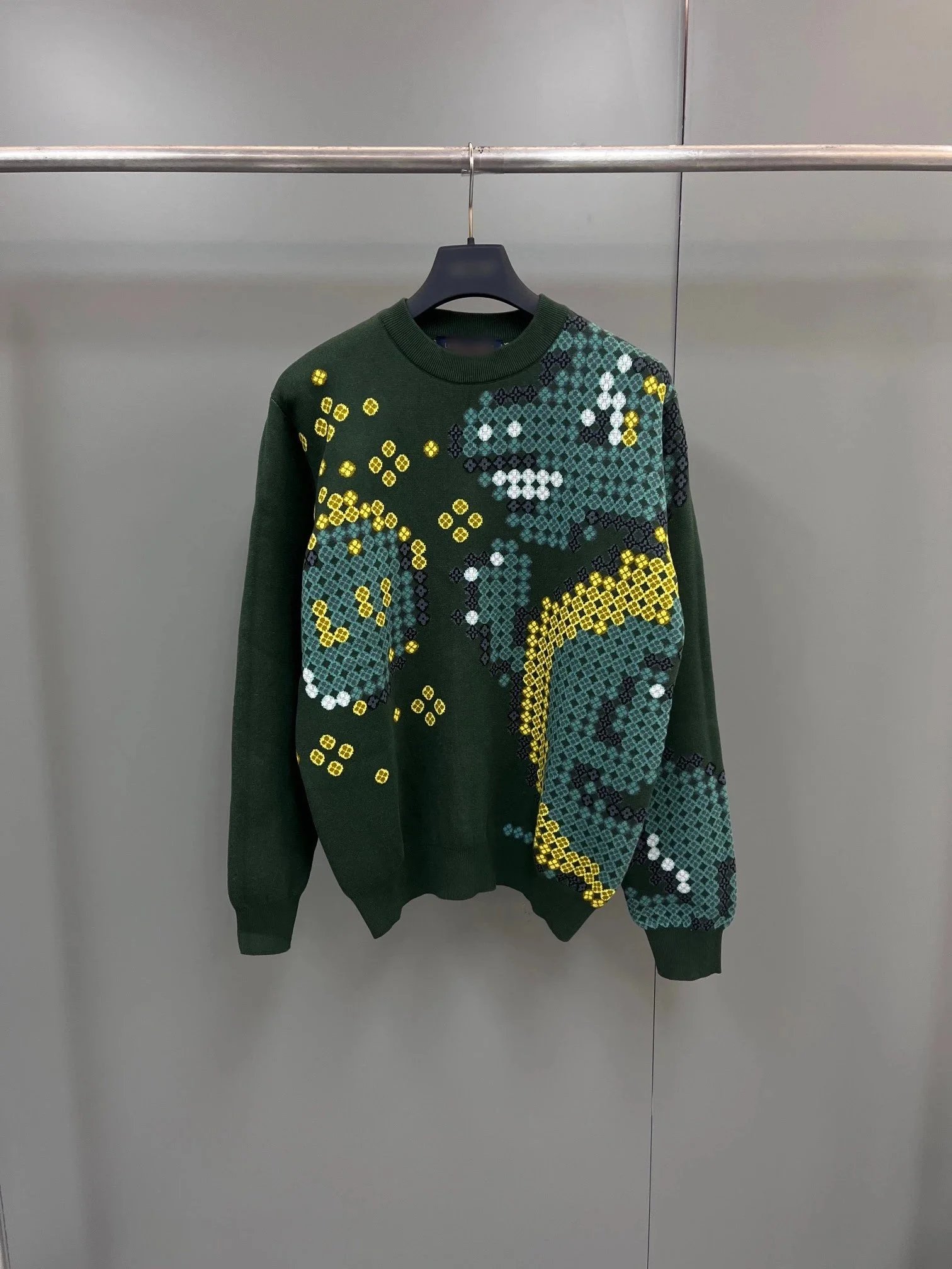 Green Patterned Knit Sweater with Geometric Design
