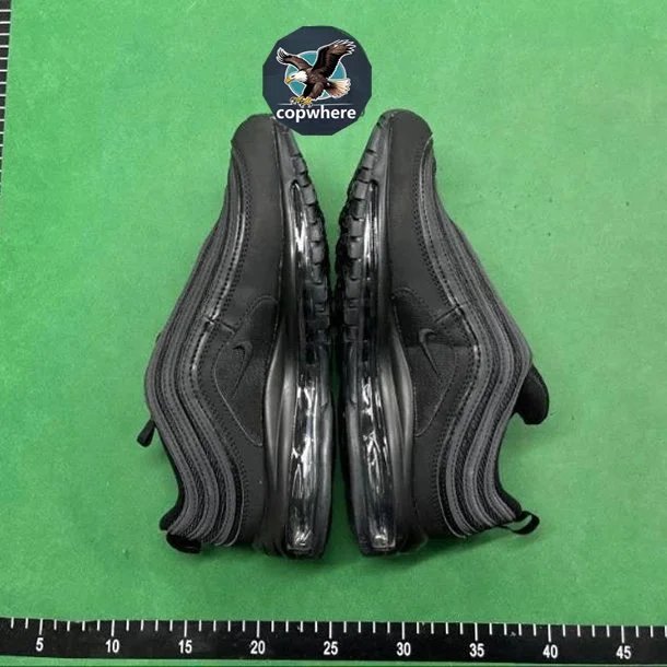 Black Nike Air Max 720 Sneakers for Men and Women