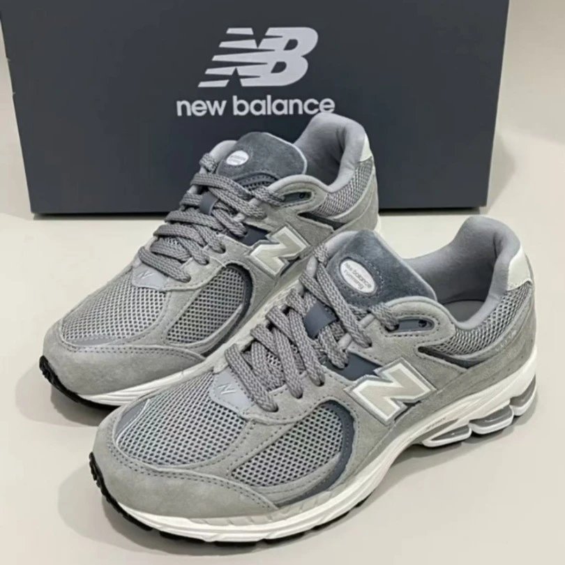 New Balance 990v4 Grey Running Shoes for Men and Women