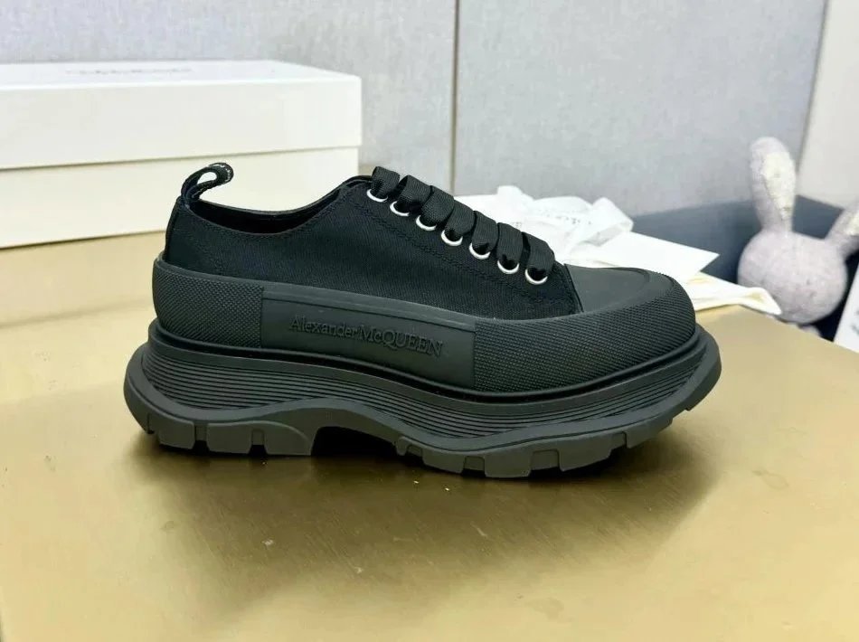 Alexander McQueen Black Platform Sneakers for Men and Women