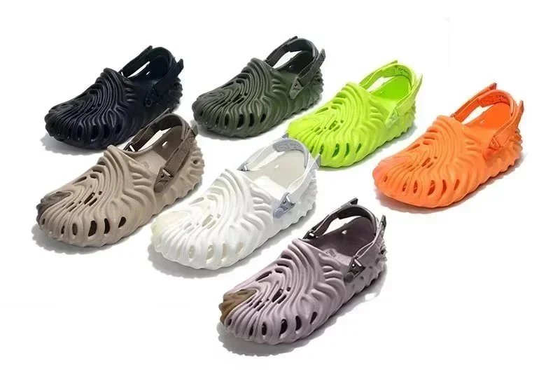 Lightweight Ventilated Clogs for Men Women Outdoor Comfort Shoes